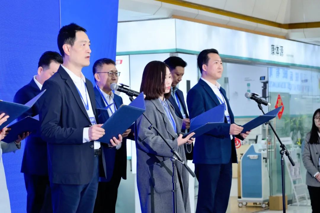 杨总2.jpg